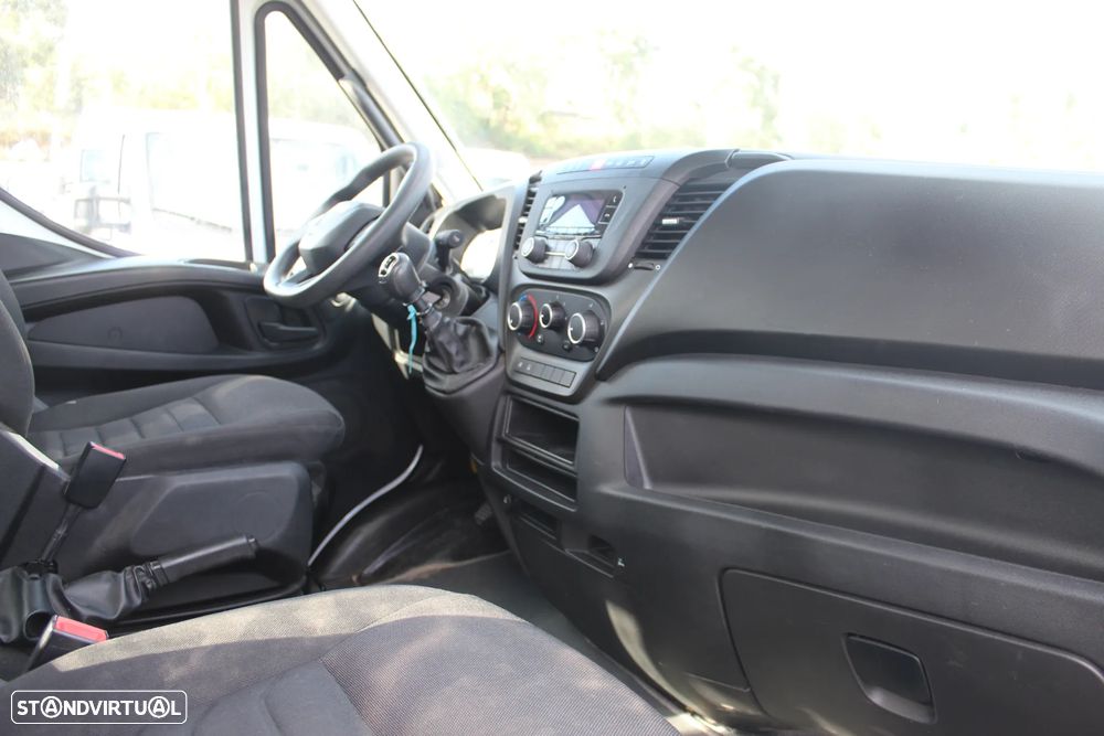 Iveco DAILY 35-160 CAB/DUPLA // NACIONAL - 10
