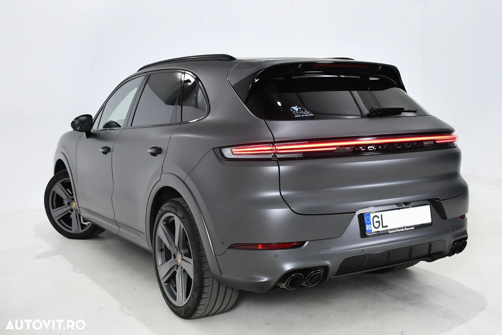 Porsche Cayenne S - 6