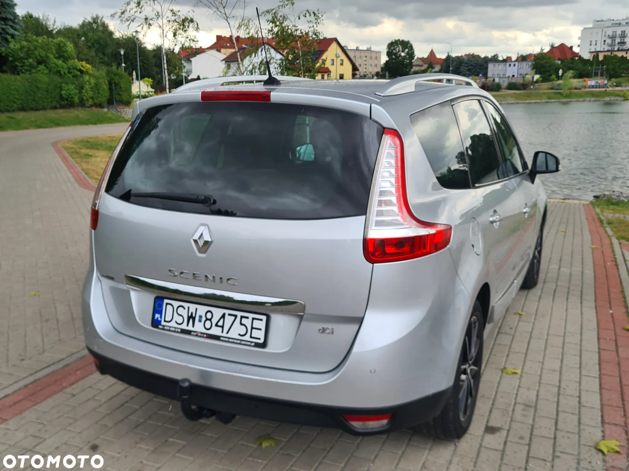 Renault Scenic dCi 160 Bose Edition - 15