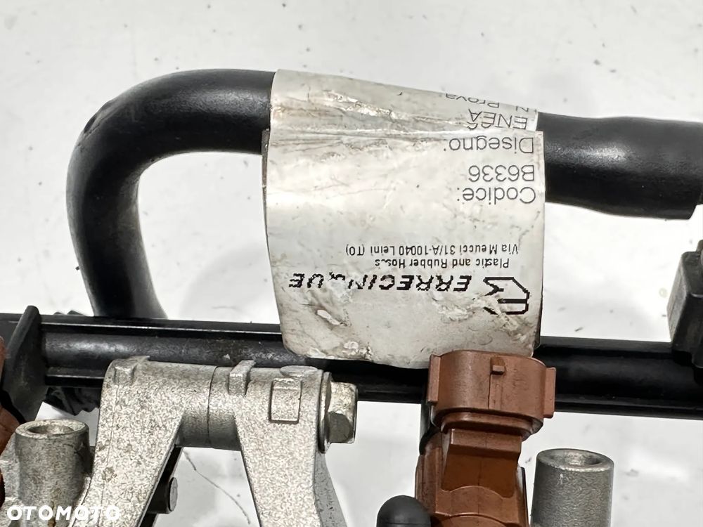 Przepustnica MV AGUSTA 800 Brutale - 3