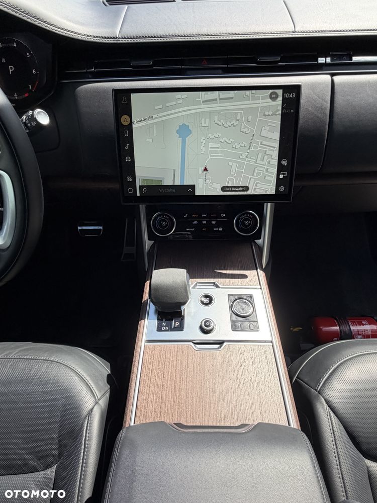 Land Rover Range Rover 4.4 V8 P535 Autobiography - 23