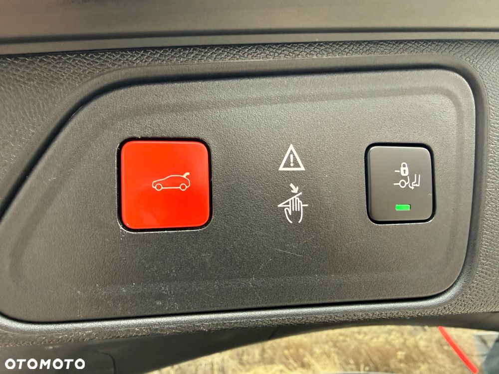 Peugeot 3008 BlueHDi 180 Stop & Start EAT6 GT - 22