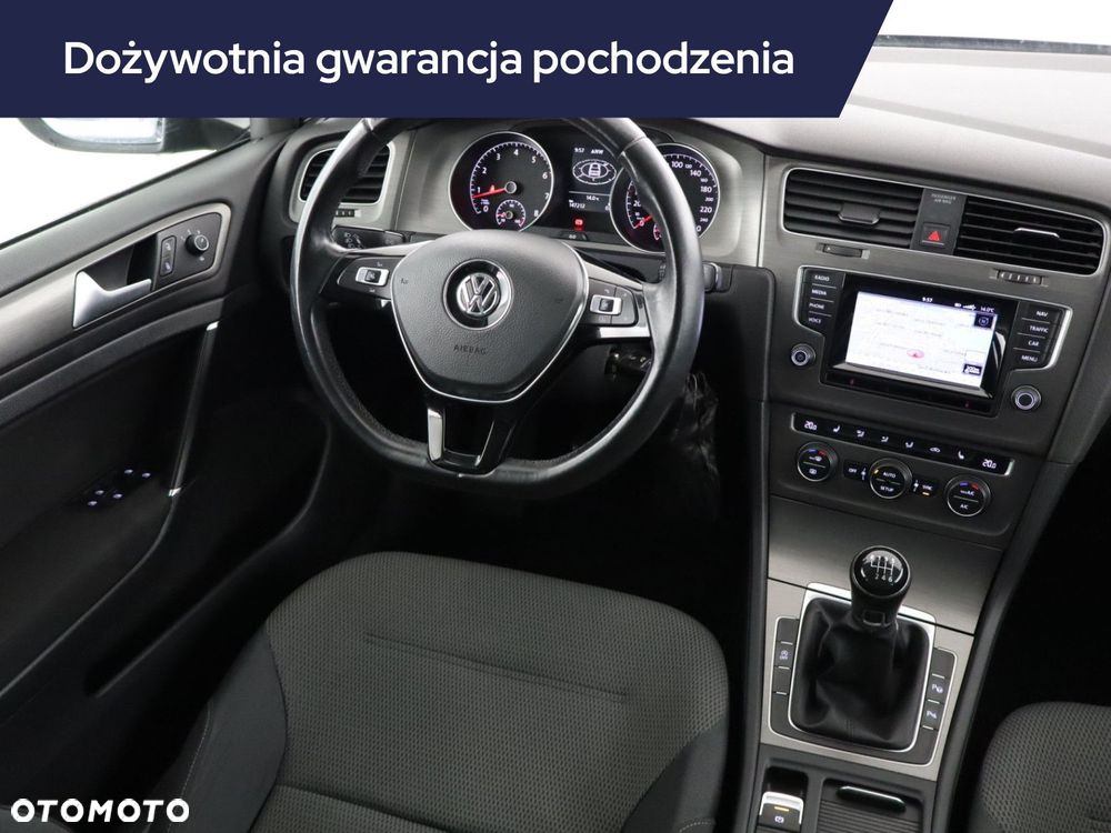 Volkswagen Golf - 9