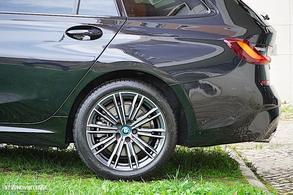 BMW 330 e Pack M Auto - 6