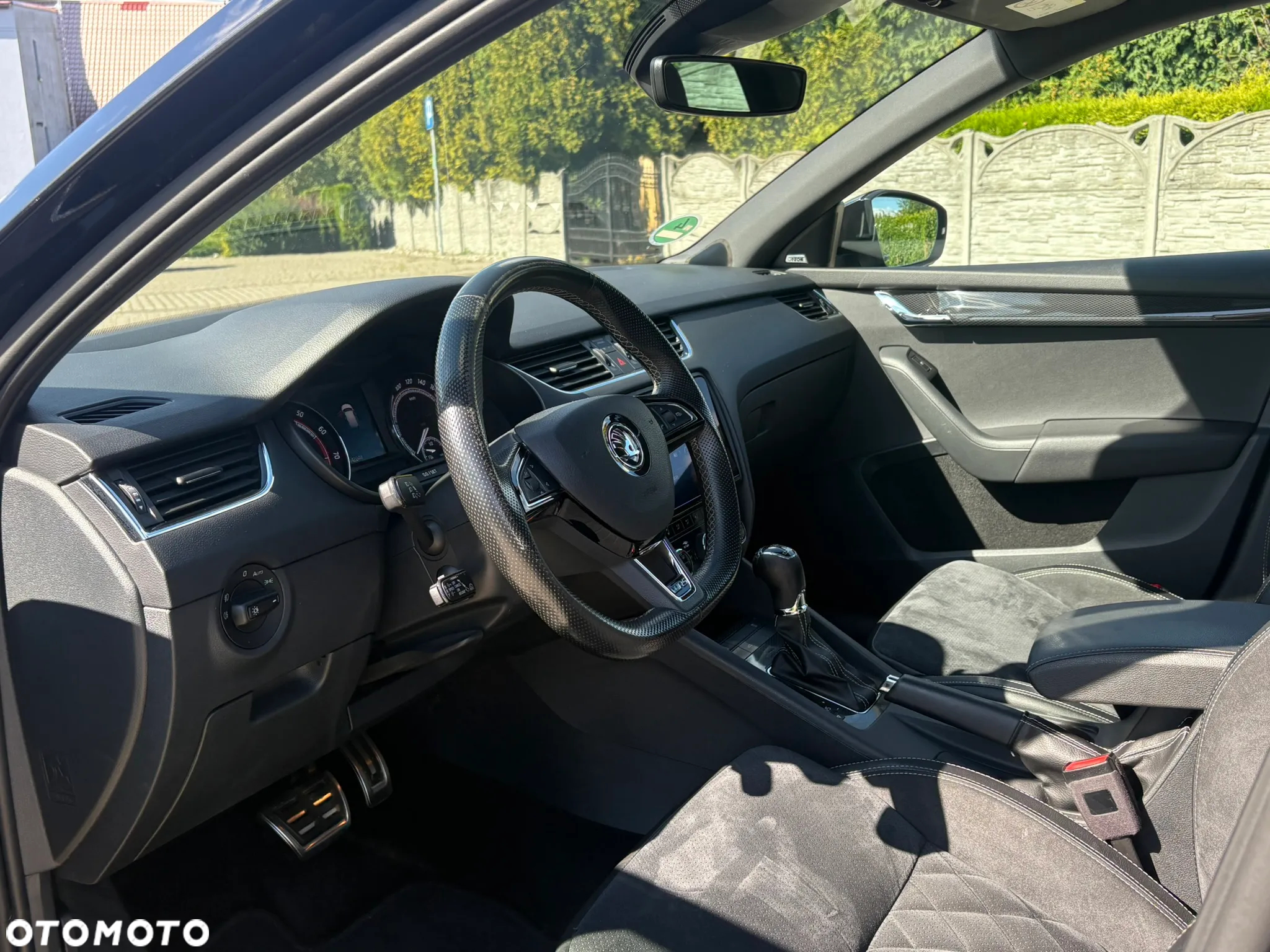 Skoda Octavia 2.0 TSI DSG RS 230 - 9