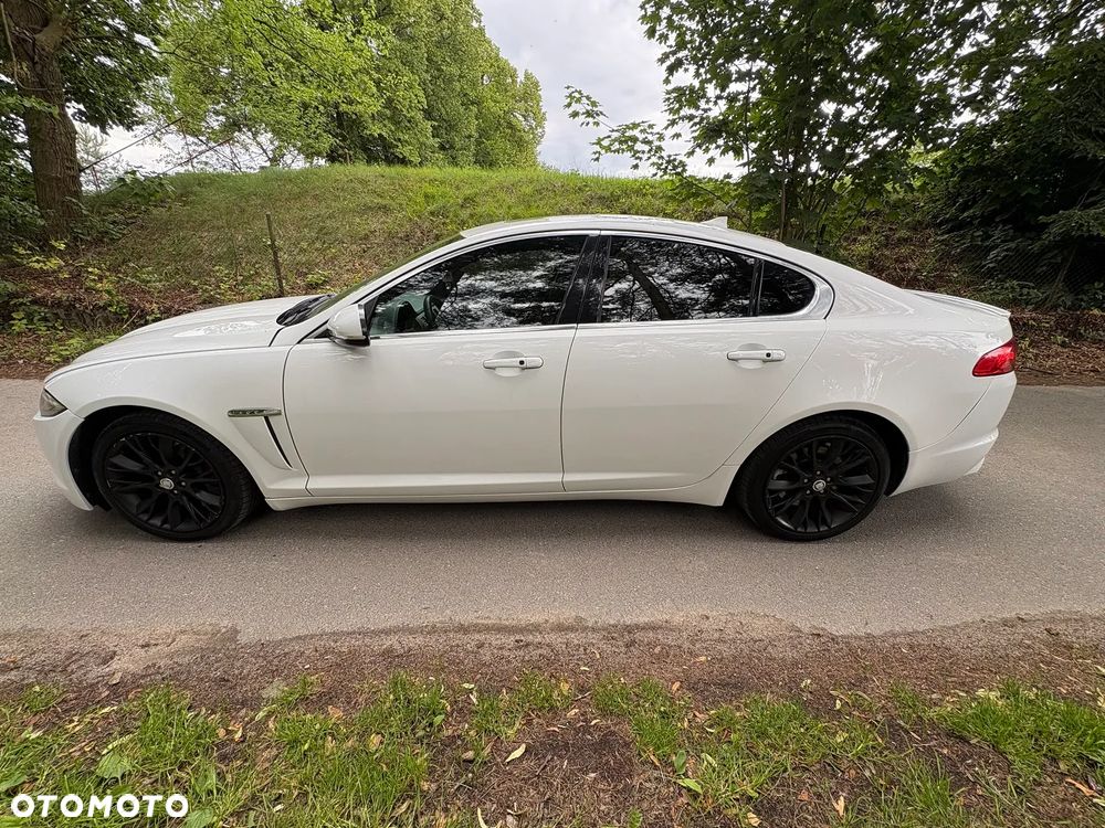 Jaguar XF - 2