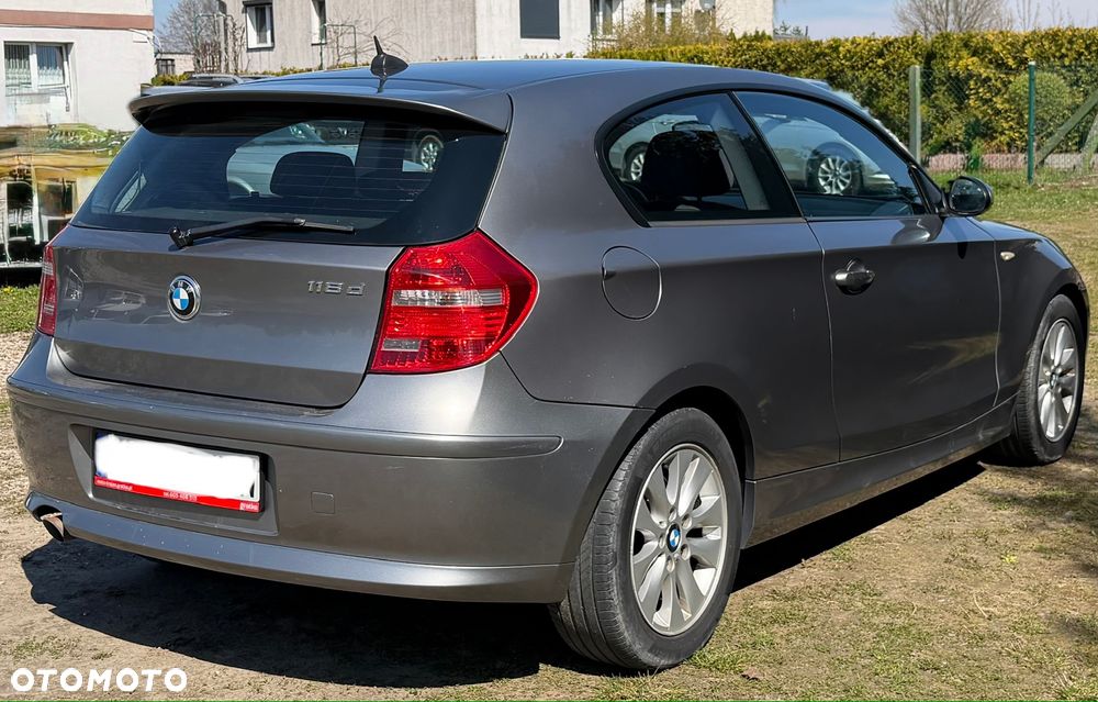 BMW Seria 1 118d - 18