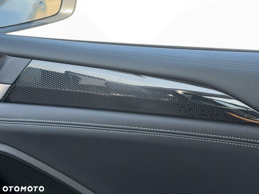 Volkswagen Tiguan - 29