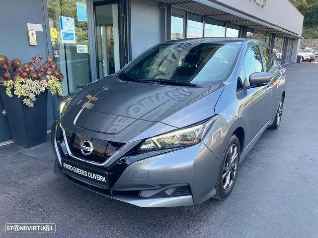 Nissan Leaf - 1