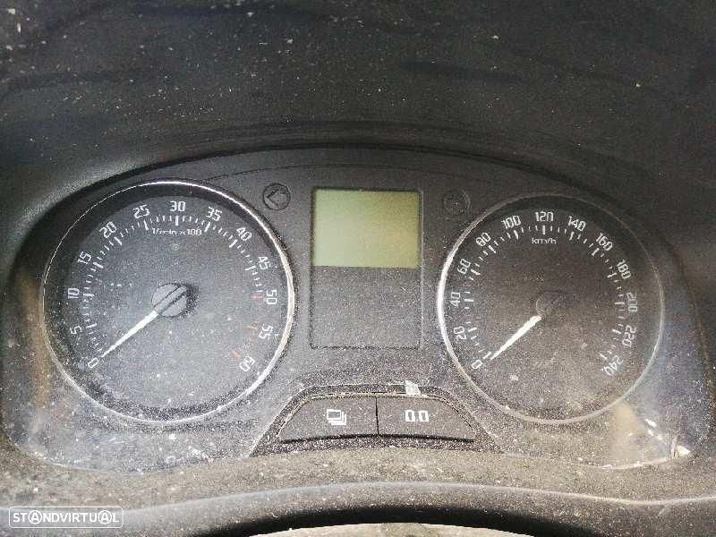 QUADRANTE SKODA FABIA 5J2 - 1