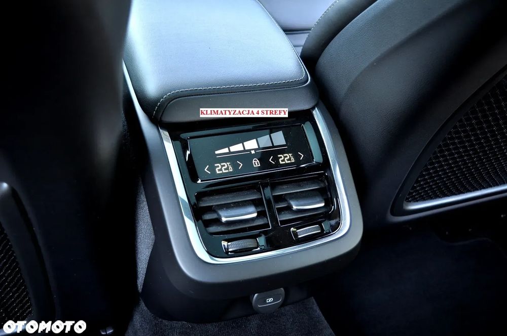 Volvo V60 Cross Country B4 D AWD Geartronic - 30