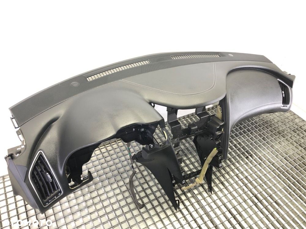 KOKPIT  INFINITI Q50 2013 - 2022 2.0 T 155 kW [211 KM] benzyna 2014 - 2022 - 2