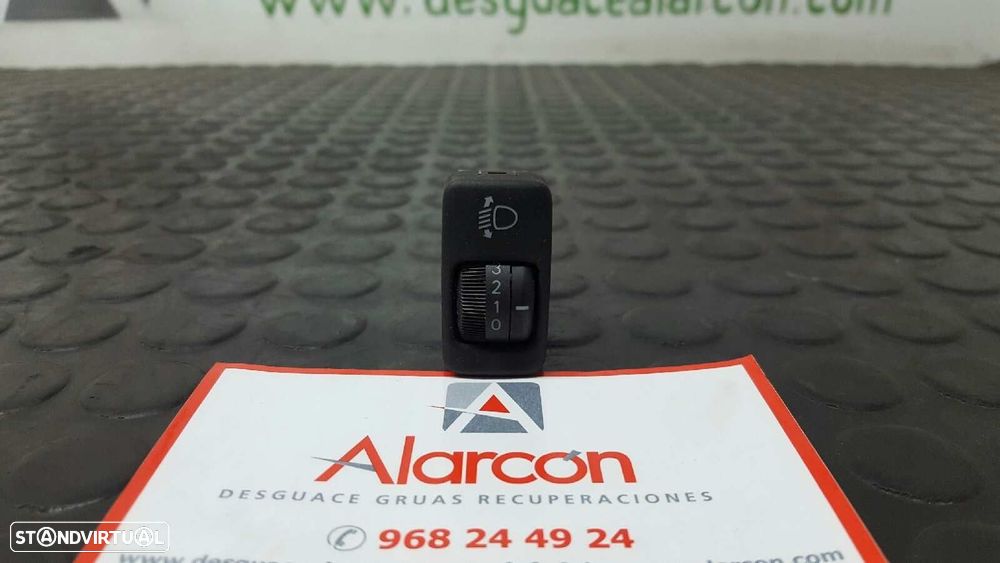 CONTROLE DE AJUSTE DE LUZES LEXUS IS200 (DS2/IS2) 220D - 1