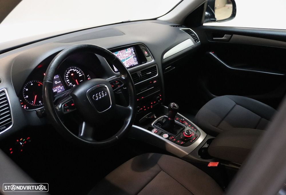 Audi Q5 2.0 TDI Advance - 9