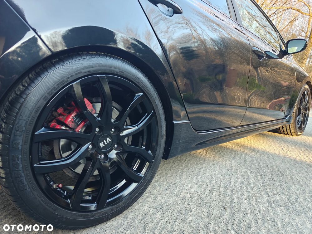 Kia Ceed 1.6 T-GDI GT - 8