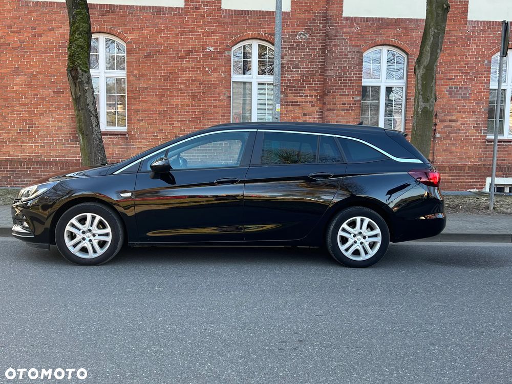 Opel Astra 1.6 D Start/Stop Dynamic - 2