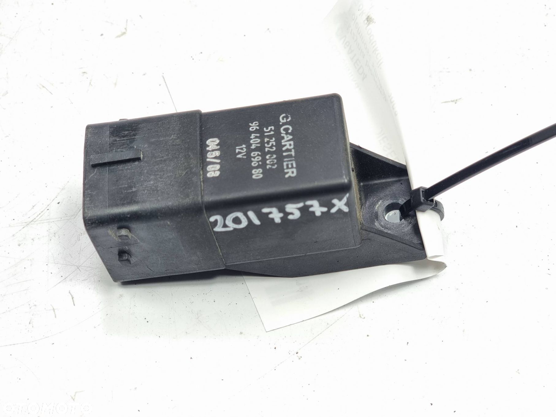 PRZEKAŹNIK ŚWIEC ŻAROWYCH CITROEN C4 9640469680 - 1