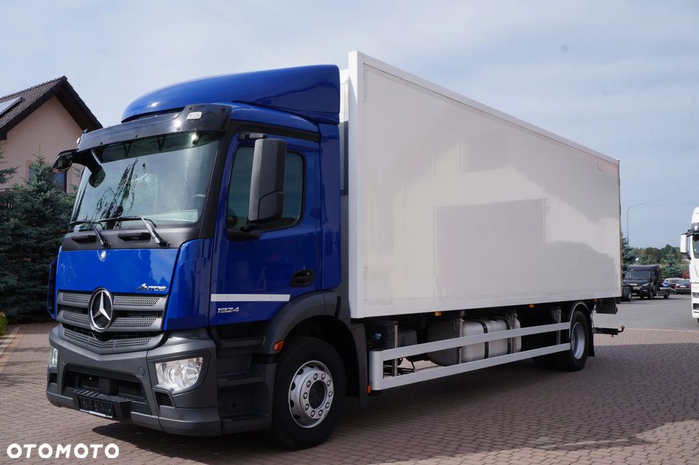 Mercedes-Benz ANTOS 1824 EURO 6 KONTENER IZOTERMA 18 PALET WINDA - 2