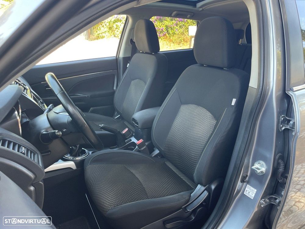 Mitsubishi ASX 1.8 DI-D Intense - 23