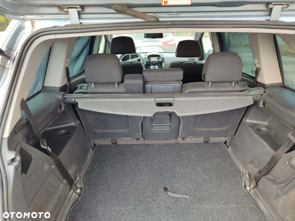 Opel Zafira 1.6 - 10