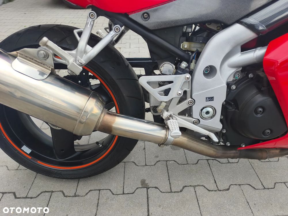 Triumph Daytona - 27