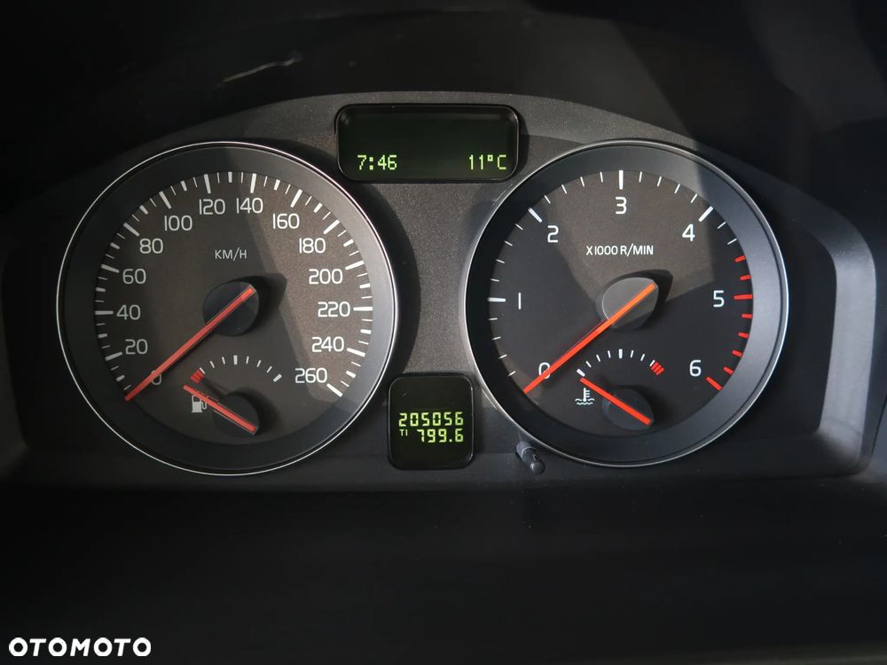 Volvo V50 D3 Momentum - 7