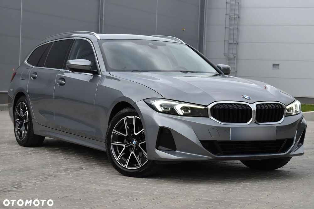 BMW Seria 3 2023 photo 4