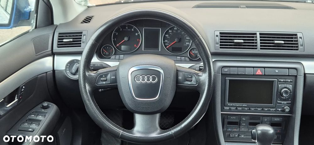 Audi A4 Limousine 2.0 T FSI quattro tiptronic - 26