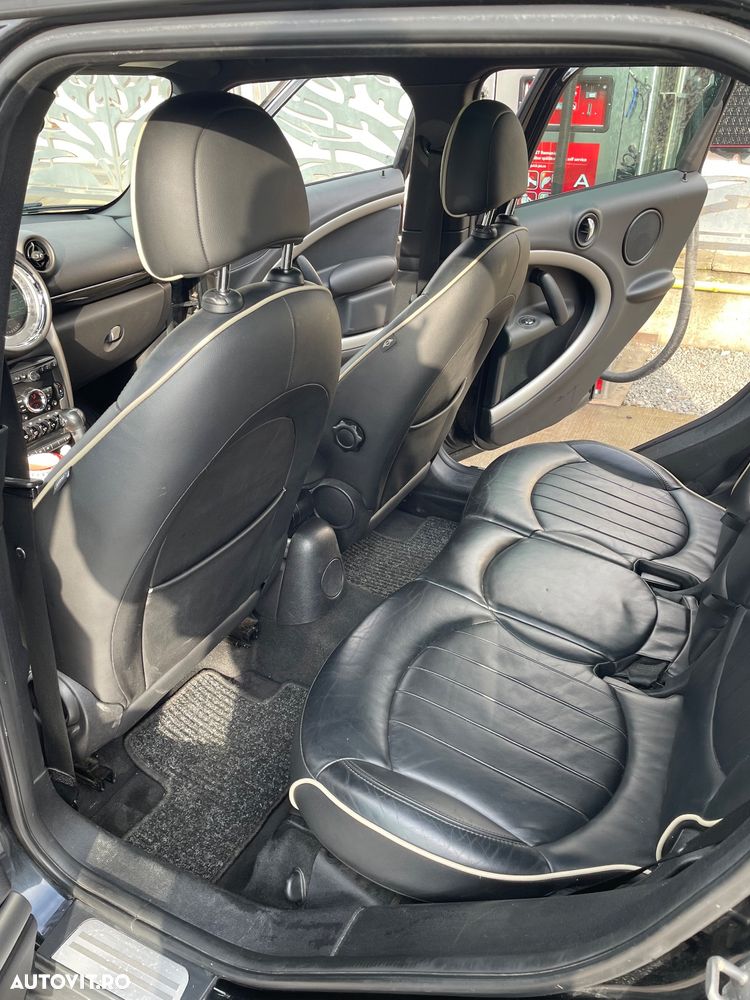 Mini Countryman - 10