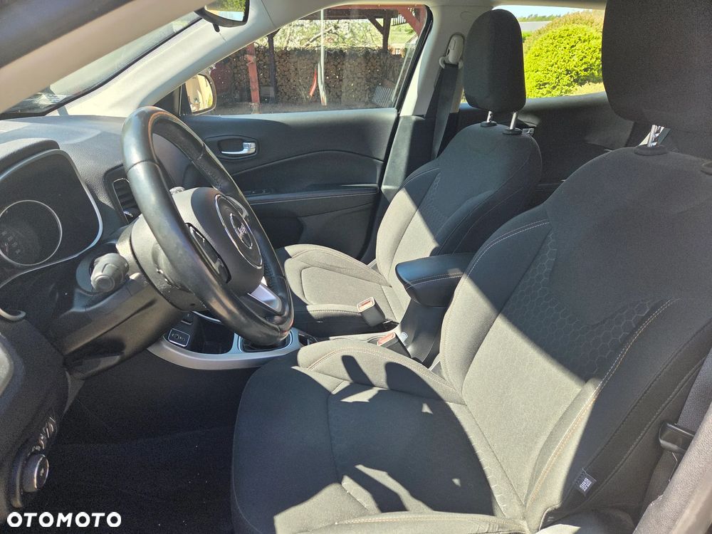 Jeep Compass 1.4 TMair Sport FWD S&S - 11