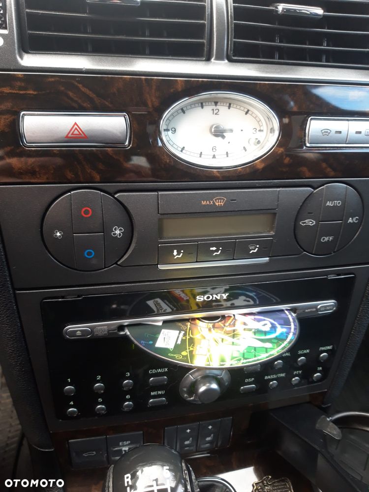 Ford Mondeo 1.8 Ghia - 5