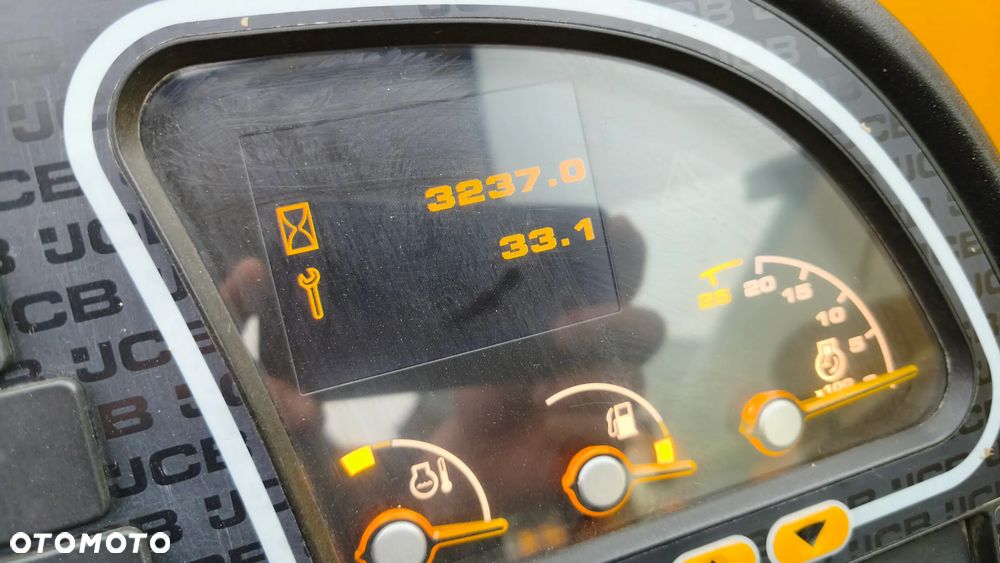 JCB 533 - 105 - 15