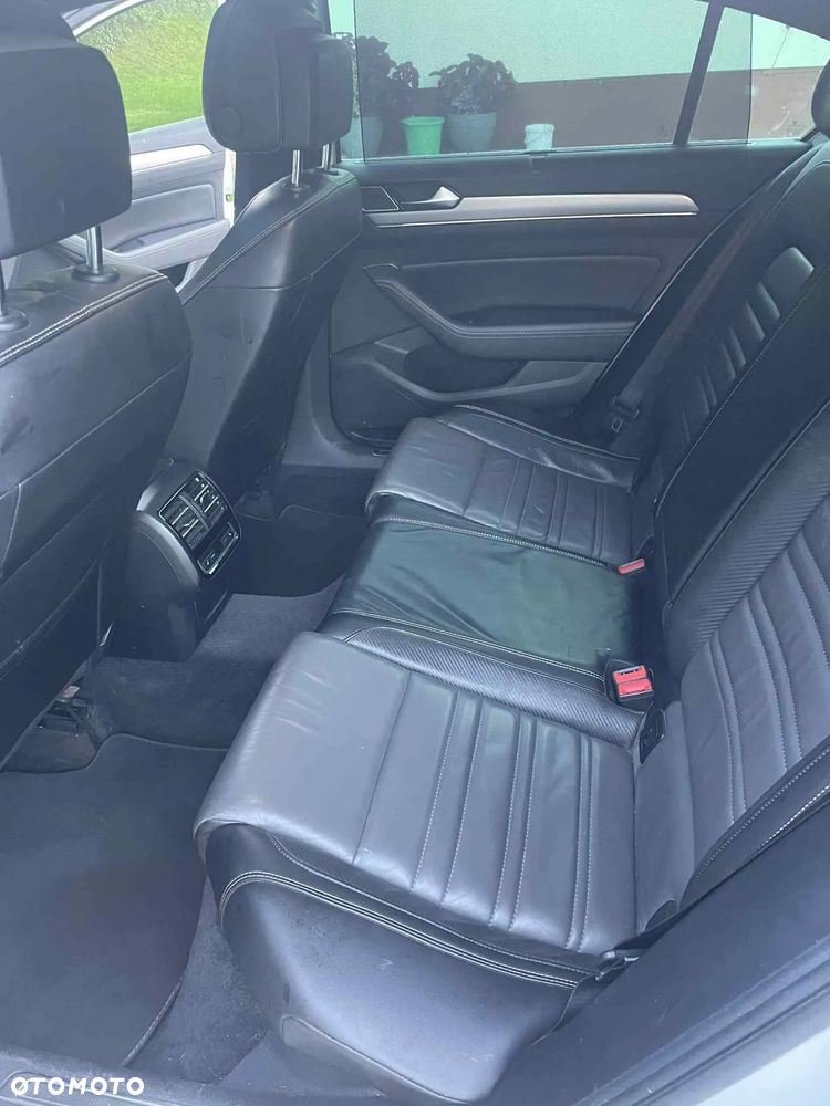 Volkswagen Passat 2.0 TDI Bi-Turbo BMT 4Mot Highline DSG - 8