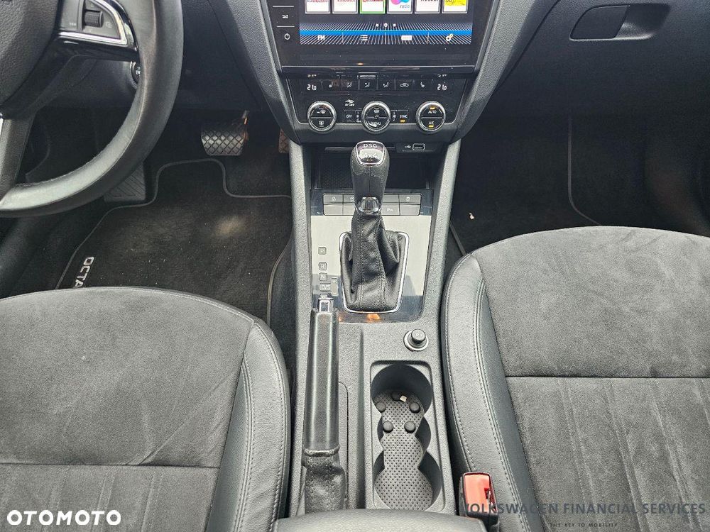 Skoda Octavia 2.0 TSI 4x4 DSG L&K - 12