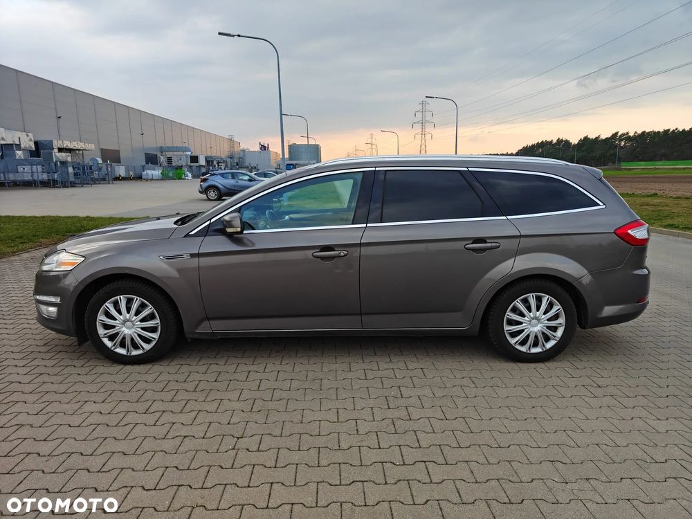 Ford Mondeo 2.0 TDCi Platinium X Plus (Titanium) - 11
