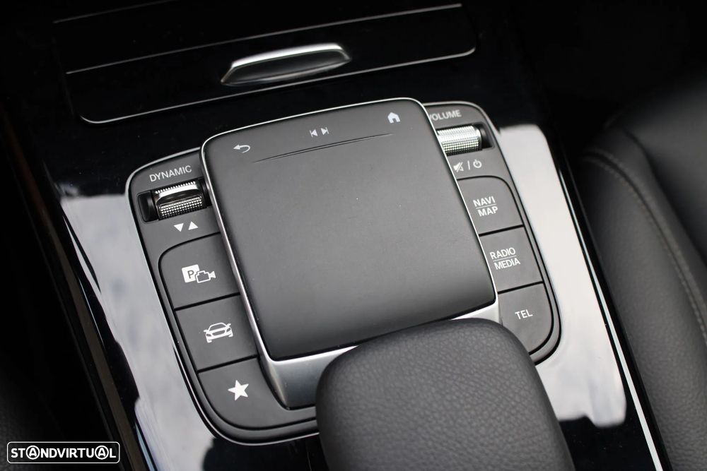 Mercedes-Benz A 180 Limousine d 8G-DCT AMG Line - 15