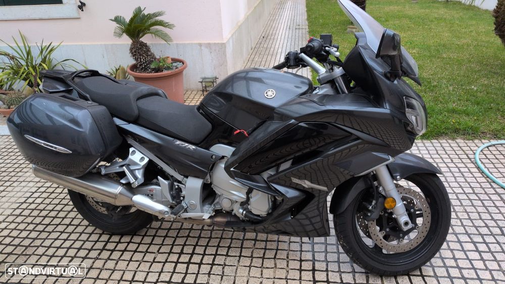 Yamaha FJR - 1