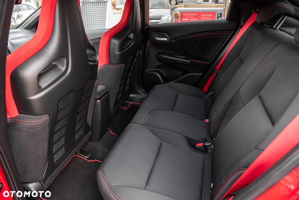Honda Civic 2.0 VTEC Turbo Type R Final Edition - 31