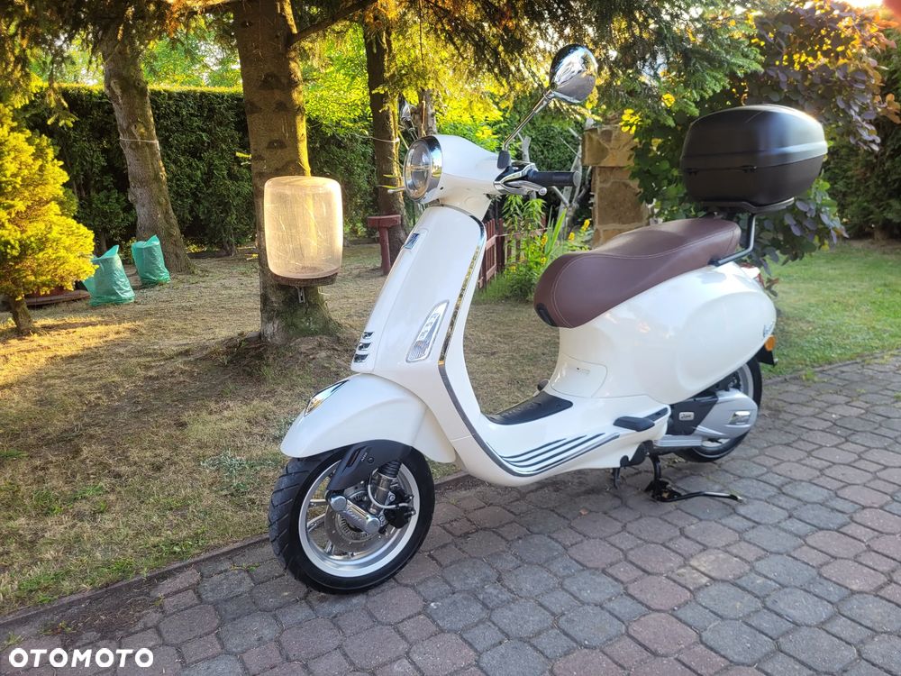 Piaggio Vespa - 18