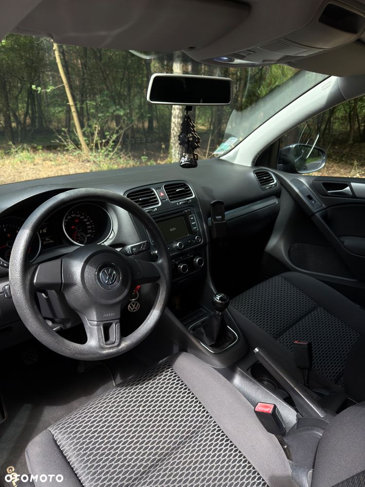 Volkswagen Golf 1.6 TDI DPF Trendline - 10