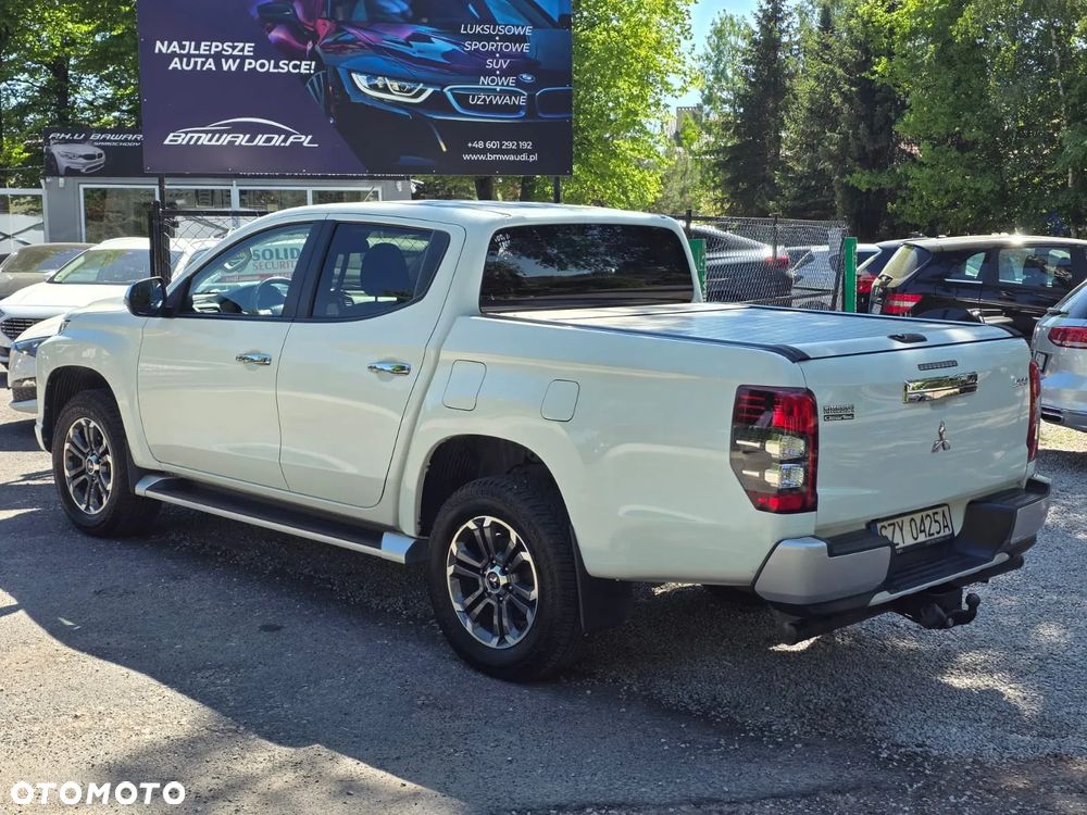 Mitsubishi L200 2.2 d DC Intense - 8
