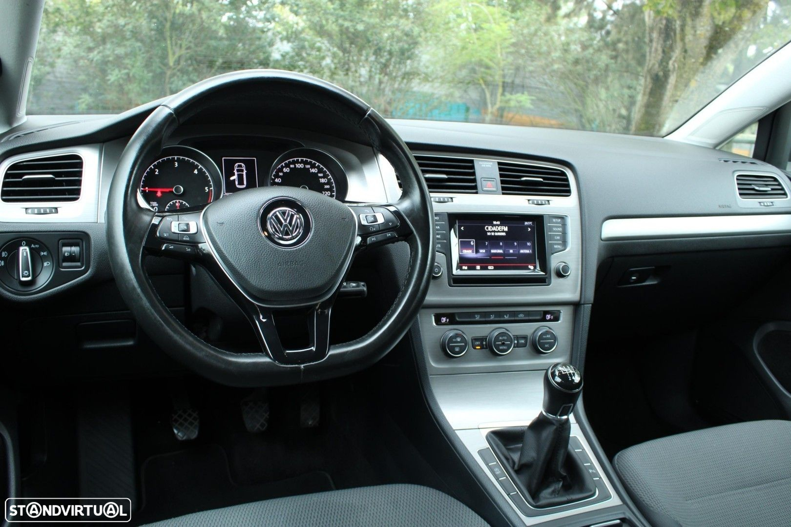 VW Golf Variant 1.6 TDi BlueMotion Confortline - 9