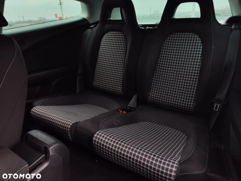 Volkswagen Scirocco 2.0 TSI R DSG - 26