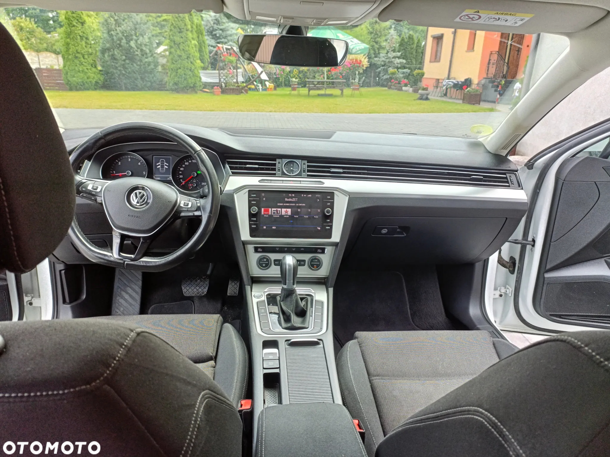 Volkswagen Passat Variant 1.6 TDI (BlueMotion Technology) DSG Trendline - 12