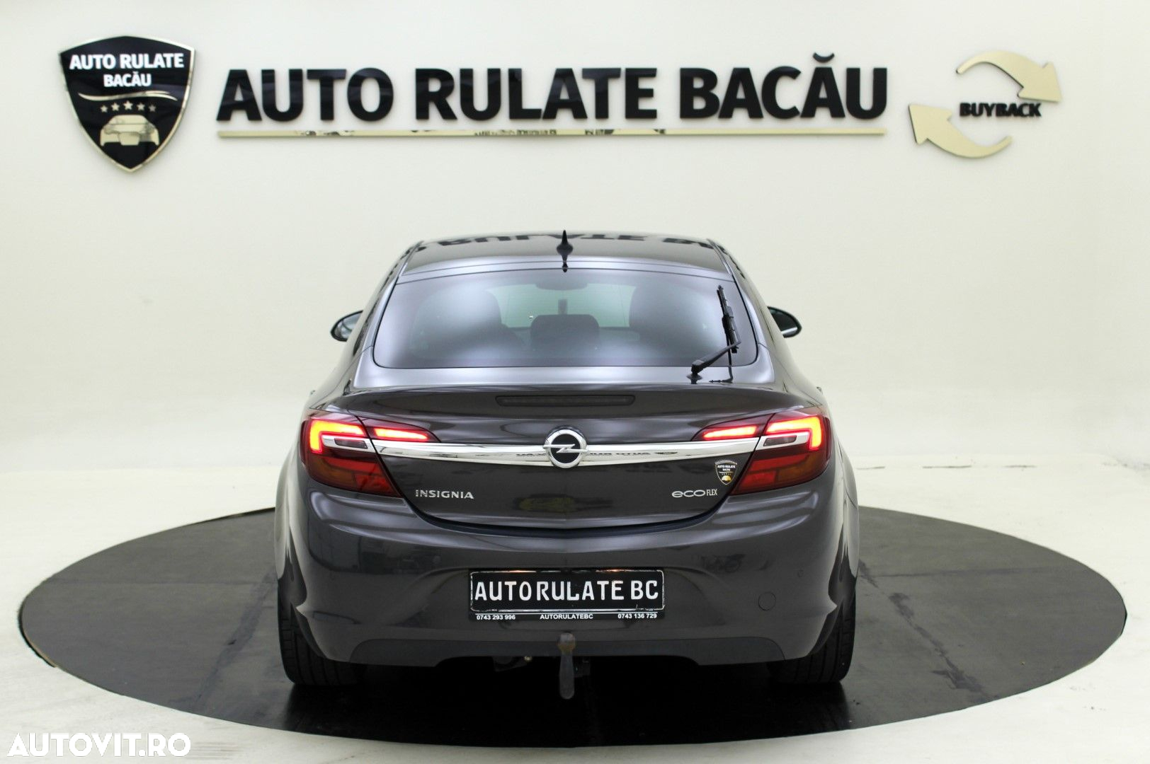 Opel Insignia - 11
