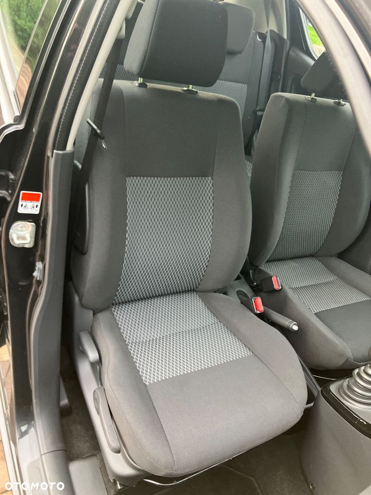 Suzuki Splash 1.0 Basic - 13