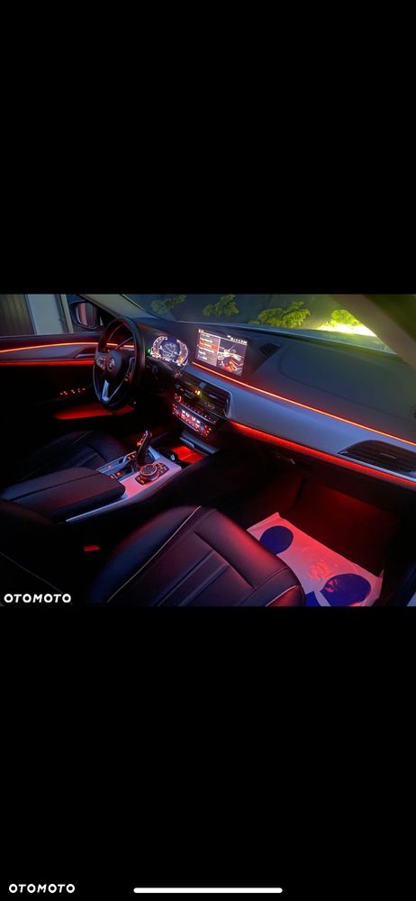 BMW Seria 5 520d Touring - 8