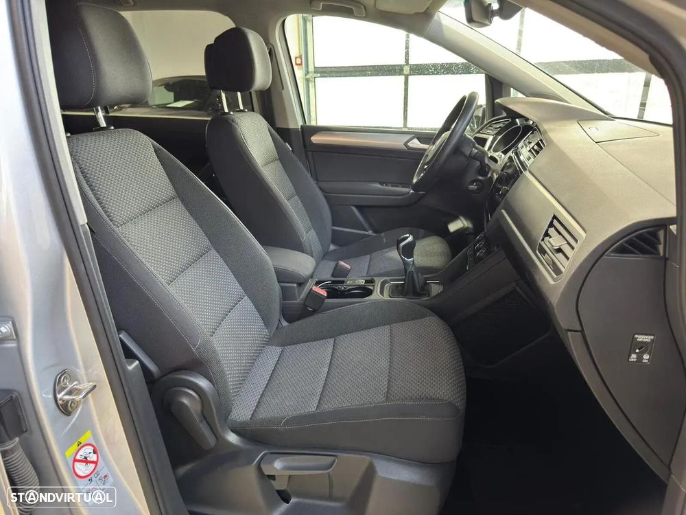 VW Touran 2.0 TDI Confortline - 34