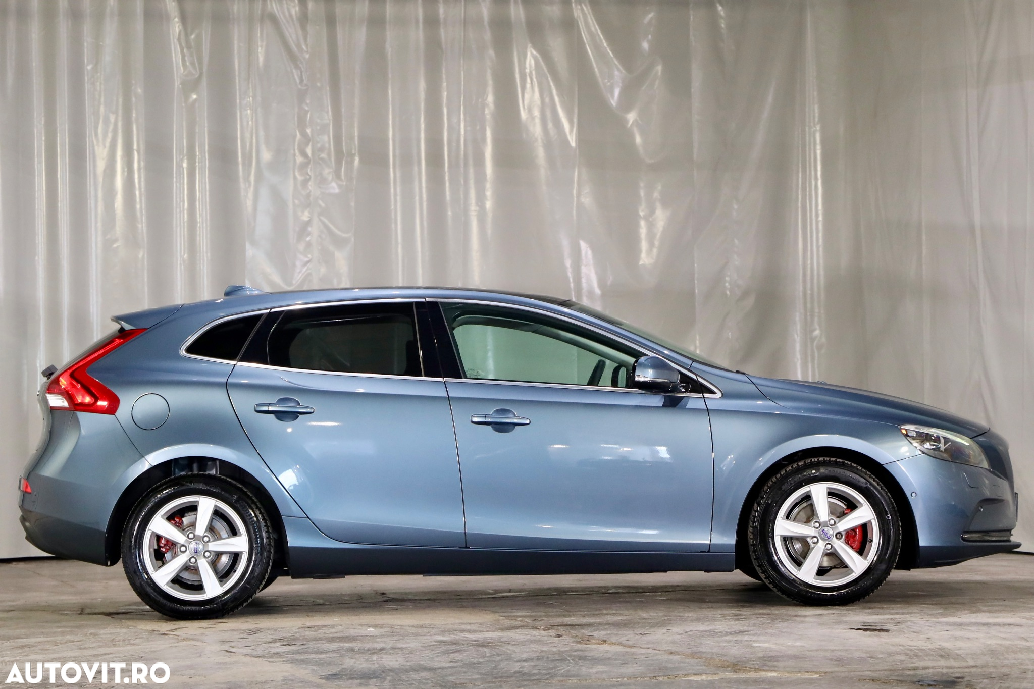 Volvo V40 D2 - 38