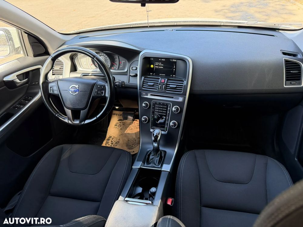 Volvo XC 60 - 6